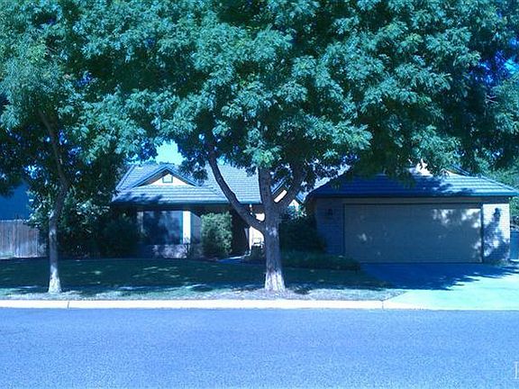 2nd image of 822 Wildwood Dr