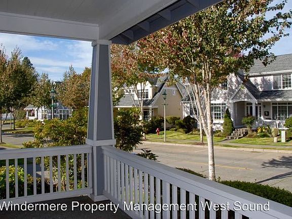 4th image of 19753 Jensen Way NE