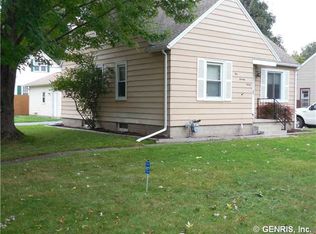 577 Howard Rd, Gates, NY 14624