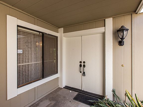 5th image of 16329 Sierra Trail Ct