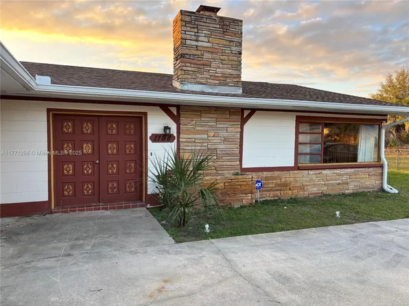 1198 N Country Club Dr, Crystal River, FL 34429