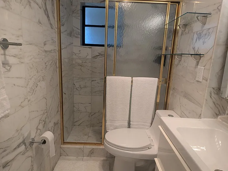 220 Kings Point Dr #501 — Photo 13