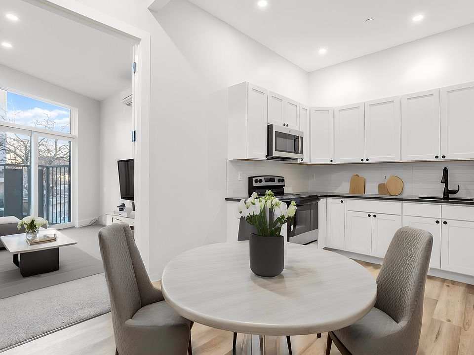 1st image of 763 Park Ave #3D