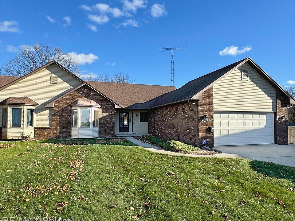 1st image of 6011 Oak Creek Dr