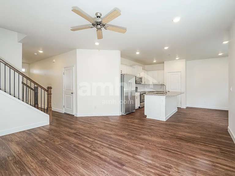 9228 Tigerlilly St SE — Photo 6