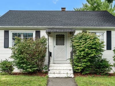 19 Brentwood Ave, Waterbury, CT, 06705