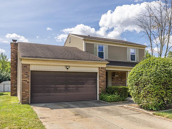 2nd image of 34379 Parkdale Ct