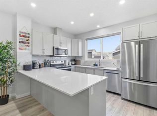44 SE Amblefield Ave NW, Calgary, AB T3P2C1