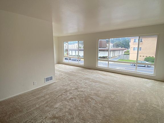 2nd image of 1461 Southgate Ave
