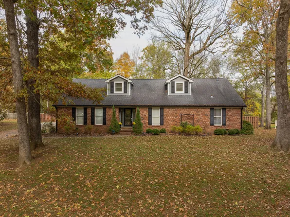 407 Valleybrook Rd, Hixson, TN 37343