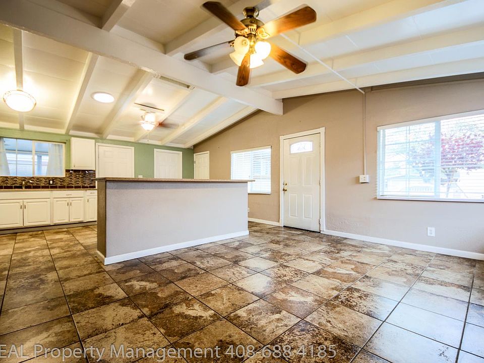 1st image of 1915 Sarasota Way