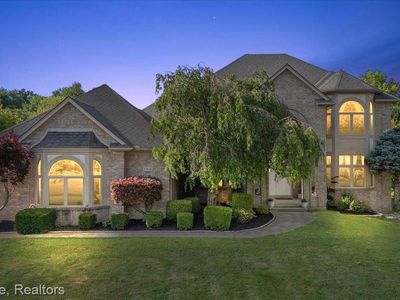 53641 Buckingham Ln, Shelby Township, MI, 48316