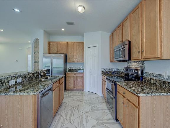 2nd image of 9542 Lassen Ct