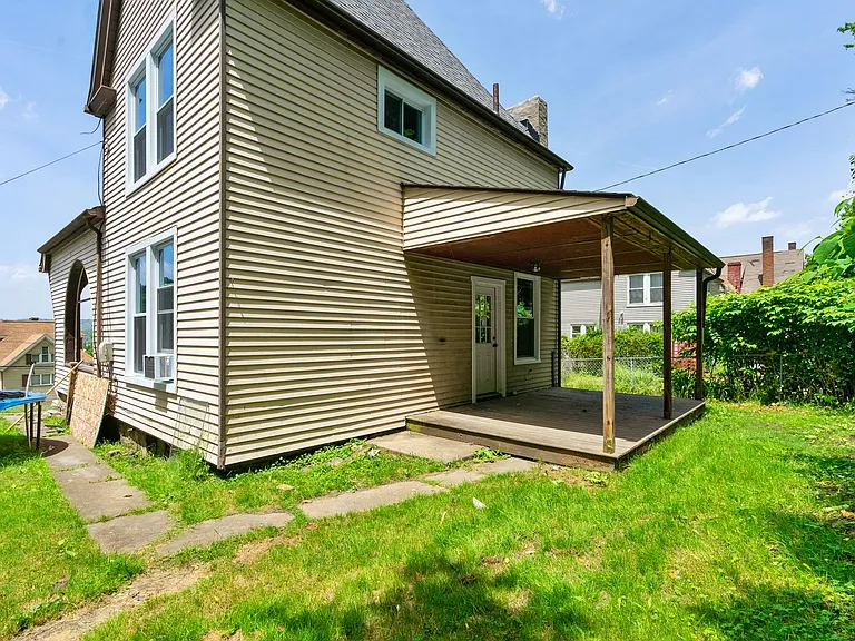 325 Welsh Ave — Photo 19