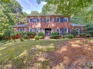 5826 Lancelot Dr, Charlotte, NC 28270