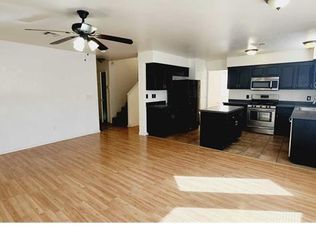 221 Winley Chase Ave, North Las Vegas, NV 89032