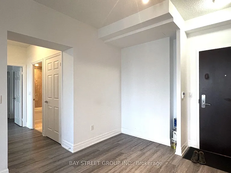 35 Balmuto St #2202 — Photo 5