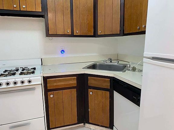 3rd image of 144-47 38th Ave #3F