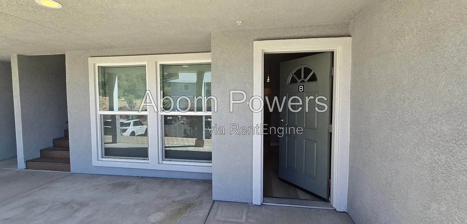2 bed, 2.0 bath, $1,950 — Photo 2
