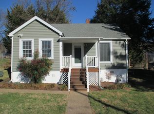 1813 Vinson St, Staunton, VA 24401