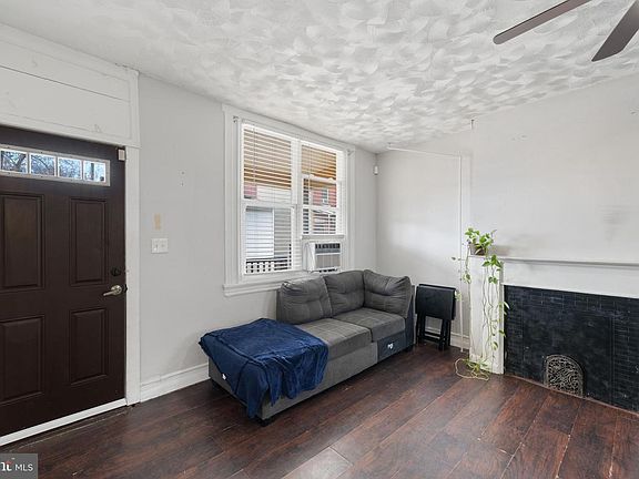 3rd image of 6084 Upland St