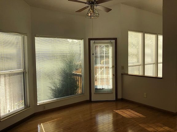 5th image of 11790 Tennyson Dr