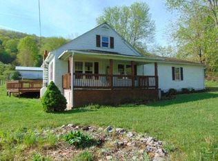 338 Rr 1, Peterstown, WV 24963