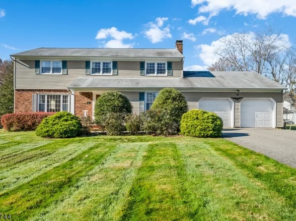 7 Rennes St, Montville Twp., NJ 07058