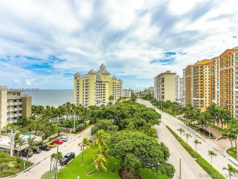2100 N Ocean Blvd #9E — Photo 4