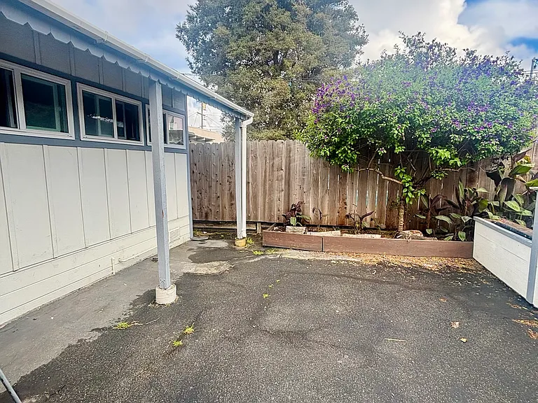 2415 Dover Ave #A — Photo 9