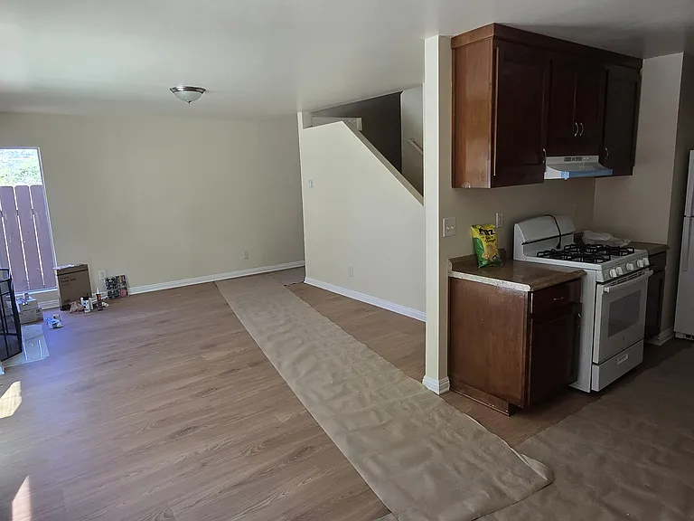 2752 Bancroft Dr — Photo 3