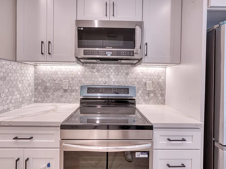 4202 Telegraph Ave #302 — Photo 7