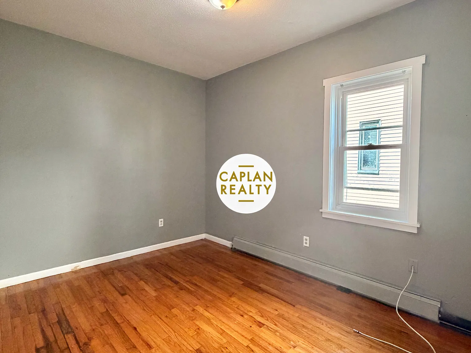 4 bed, $2,200 — Photo 3