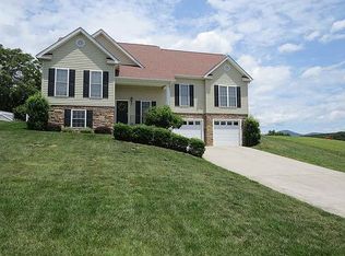 4105 Kaleb Dr, Penn Laird, VA 22846