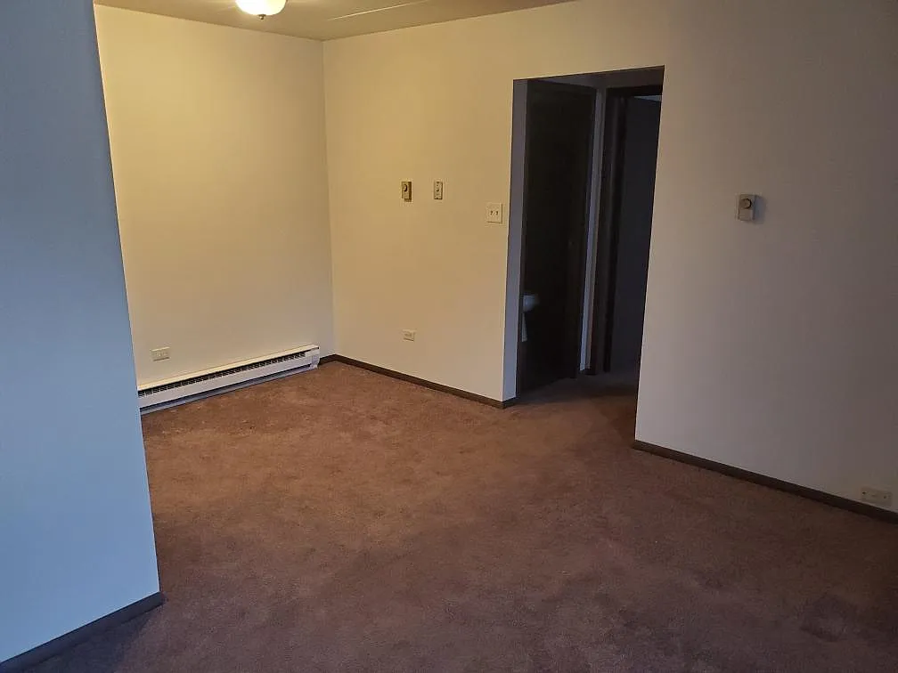 1 bed, $1,050 — Photo 3