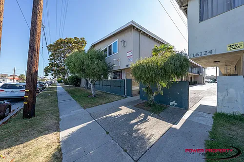 16120 Van Ness Ave. Photo 1