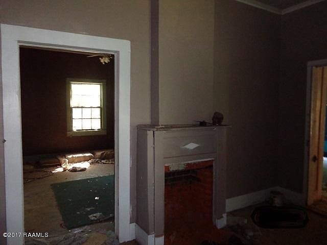 2nd image of 316 E 1st St