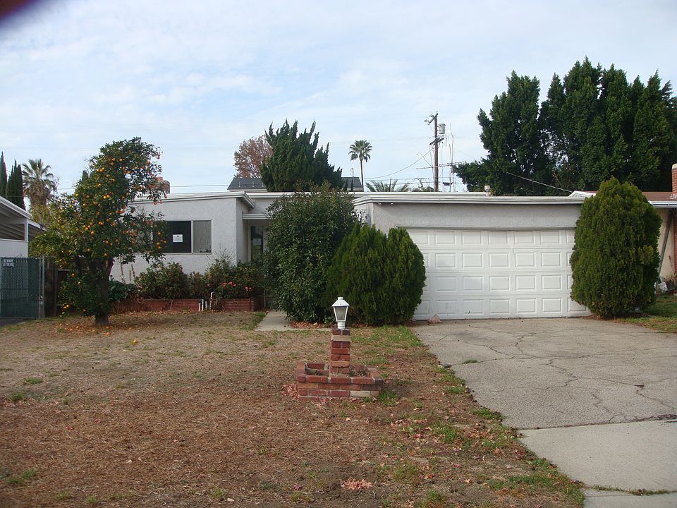1st image of 14339 Beaver St