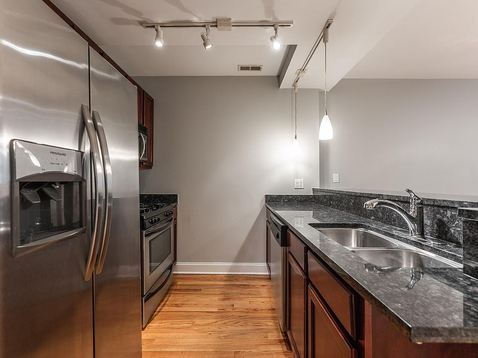 1st image of 3740 N Clifton Ave #G