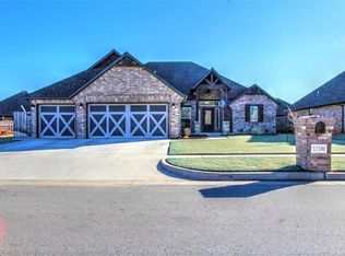 12100 SW 47th St, Mustang, OK 73064