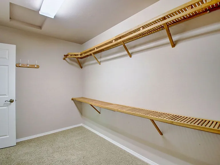 3656 Gamble St — Photo 36