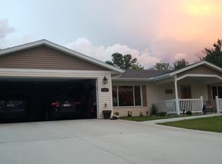 128 Poplar Ave, Lowry, MN 56349