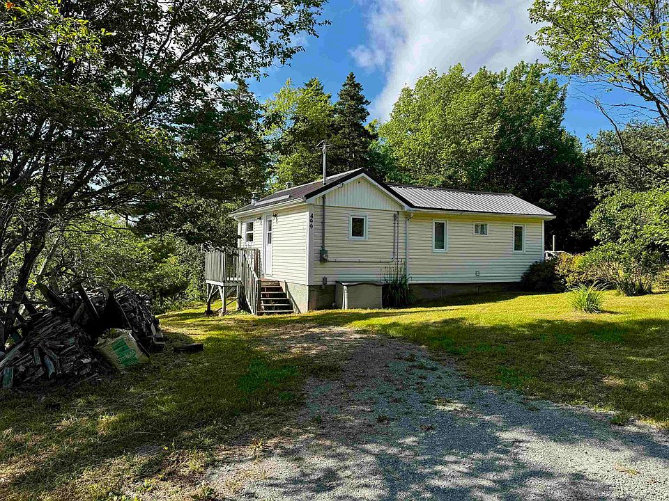 1st image of 499 Corbetts Cove Rd