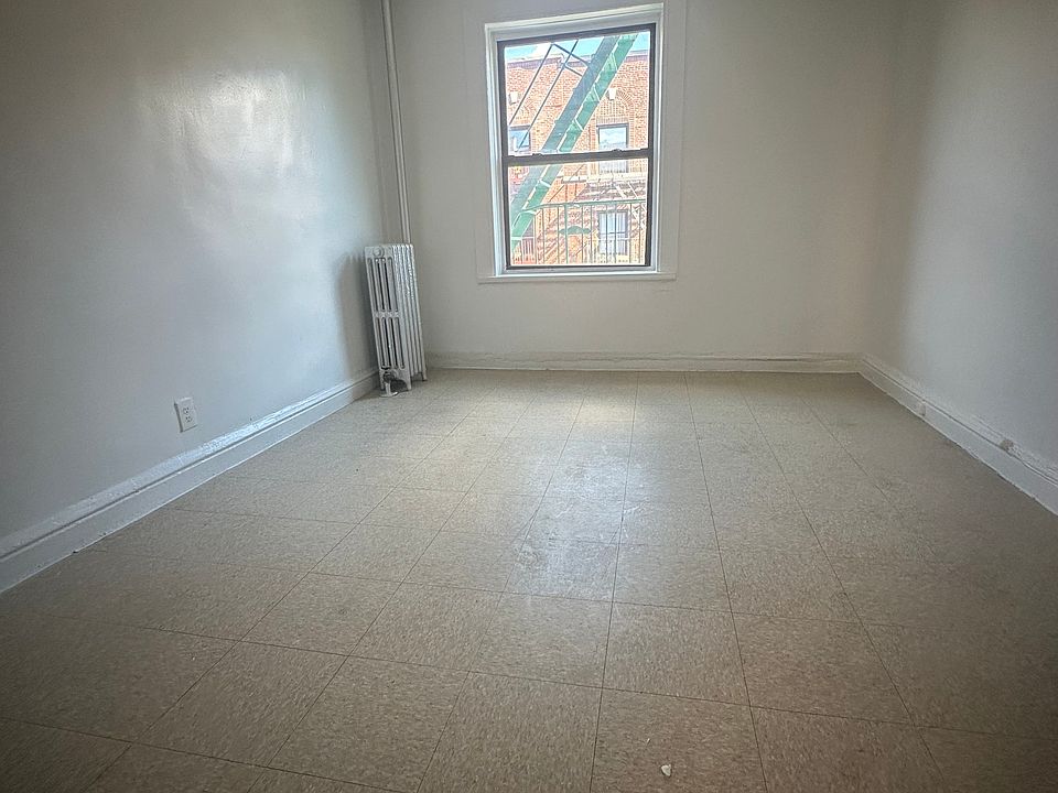 2nd image of 1451 Taylor Ave #4G