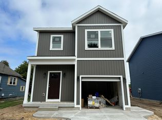 740 Lyman Ave, Muskegon, MI 49441