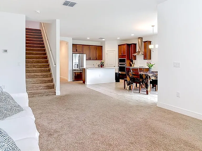 792 Hyperion Dr — Photo 21