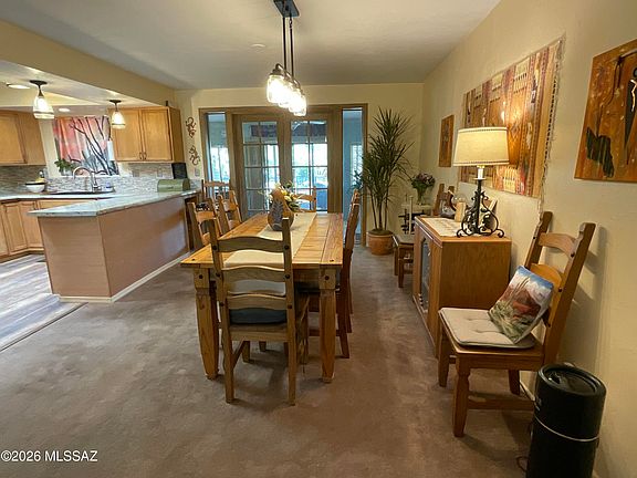 4th image of 616 S Fremont Cir