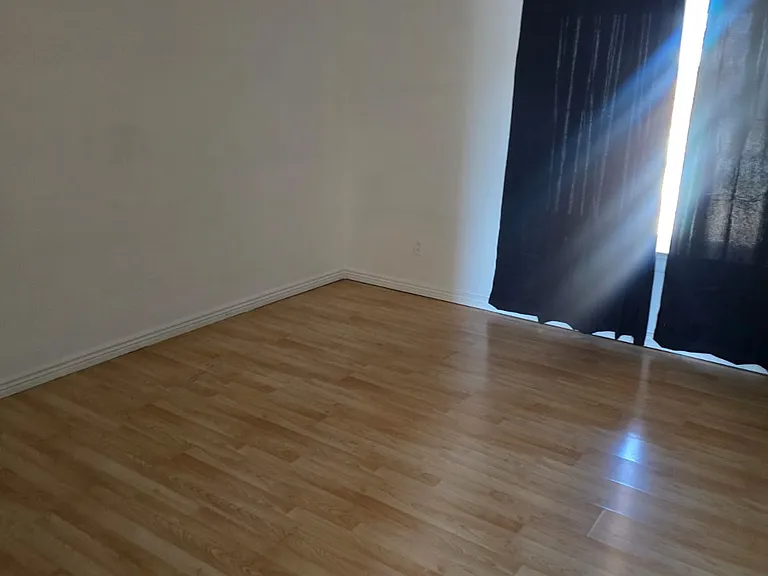 2050 W Camino Cir — Photo 7