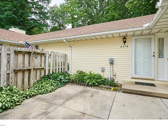 3rd image of 2376 Port Williams Dr