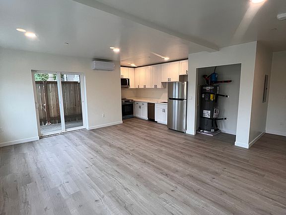 5th image of 411 N 21st St #102